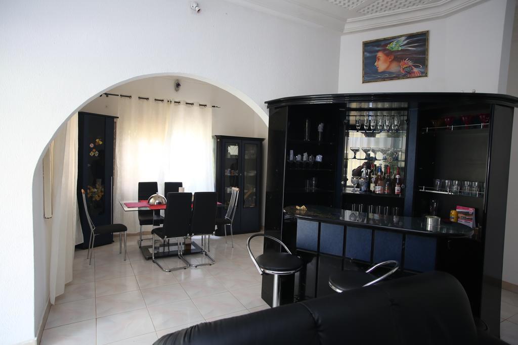 Akmary Guest House Ogbodjo Exterior photo